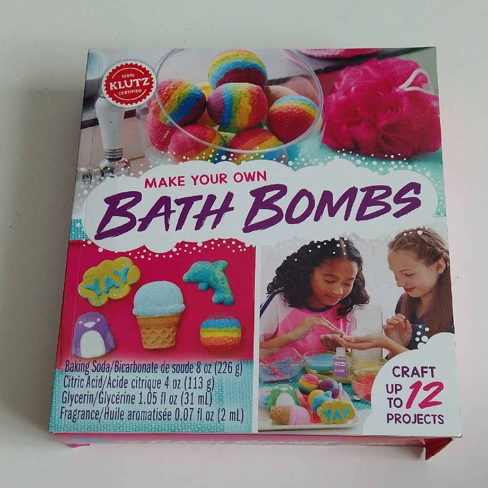 Klutz Make Your Own Bath Bombs Kit - Multicolor